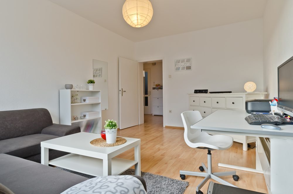 Immobilienangebot - Hamm - Wohnungen - Einbauküche / großzügige Raumaufteilung / weiß
gefließtes Bad / Bahnhofsnahe lage