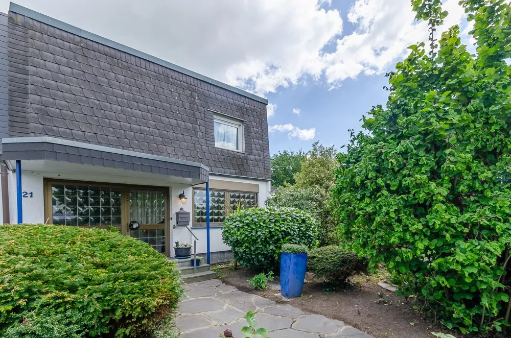 Immobilienangebot - Hamm - Häuser - Aus alt mach neu! Reihenendhaus mit Kaufgrund in Rhynern wartet auf Sie!