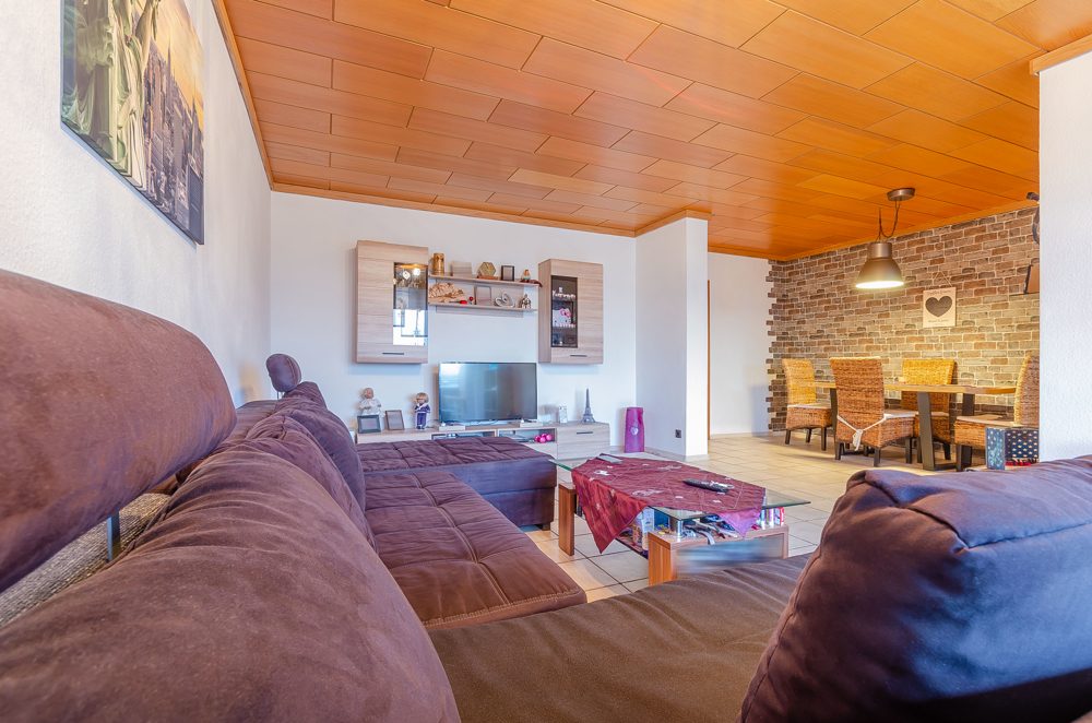 Immobilienangebot - Hamm - Wohnungen - Kapitalanlage - Dachgeschosswohnung mit Loggia, Abstellraum und PKW-Stellplatz