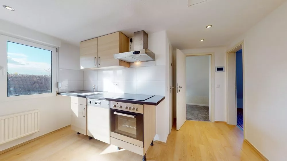 Immobilienangebot - Hamm - Wohnungen - Frisch renovierte 2-Zimmer-Dachgeschosswohnung in zentraler Lage von Hamm-Rhynern