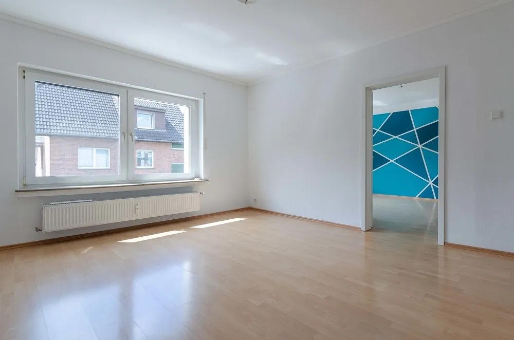 Immobilienangebot - Hamm - Wohnungen - Modernisierte Eigentumswohnung mit Garage zur Selbstnutzung oder Kapitalanlage im gepflegten 4-FH