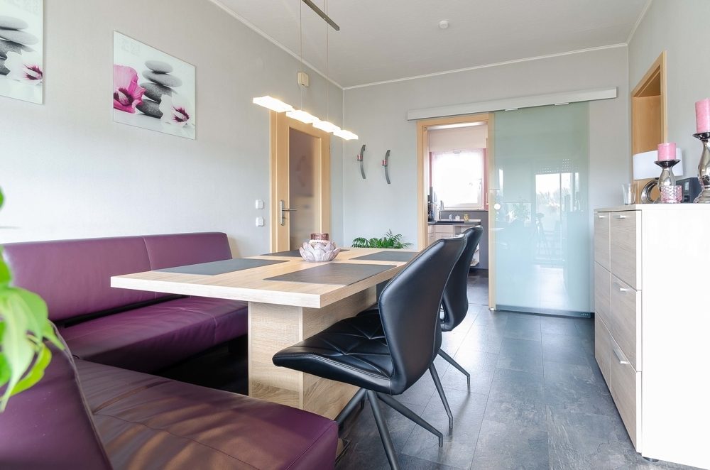 Immobilienangebot - Hamm - Häuser - 2-Familienhaus mit Kaminofen + Teil ausgebautem Dachgeschoss und 2 Garagen in Heessen