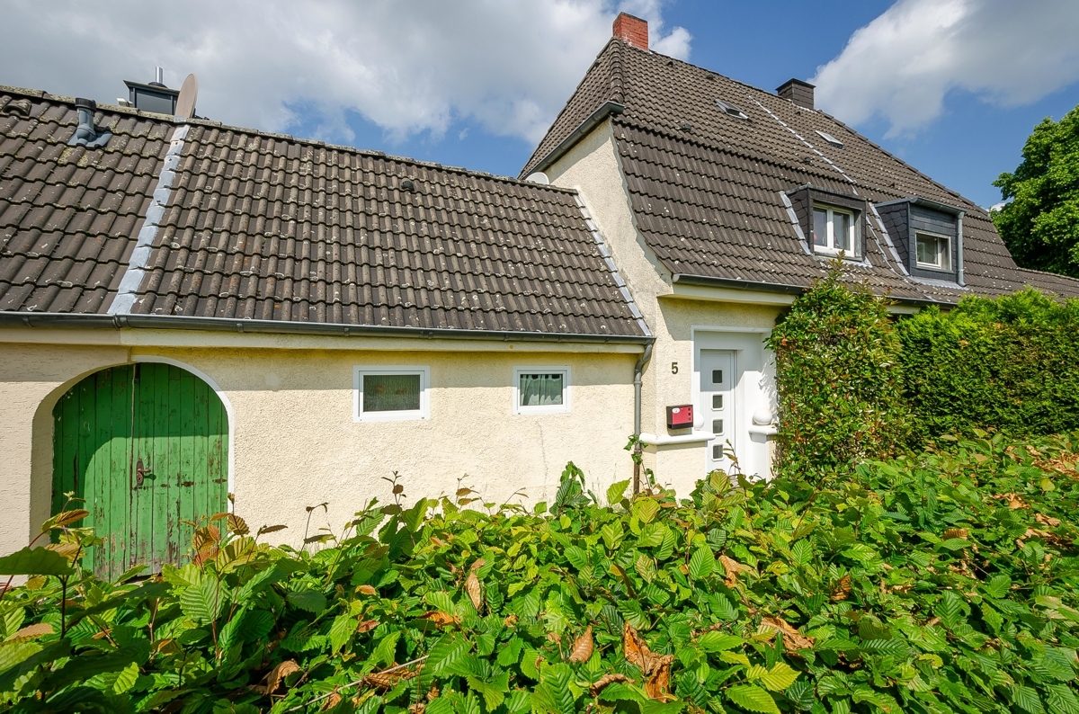 Immobilienangebot - Hamm - Häuser - Provisionsfrei für Käufer: Kleine Doppelhaushälfte mit 3 Zimmern in Braam-Ostwennemar für Handwerker