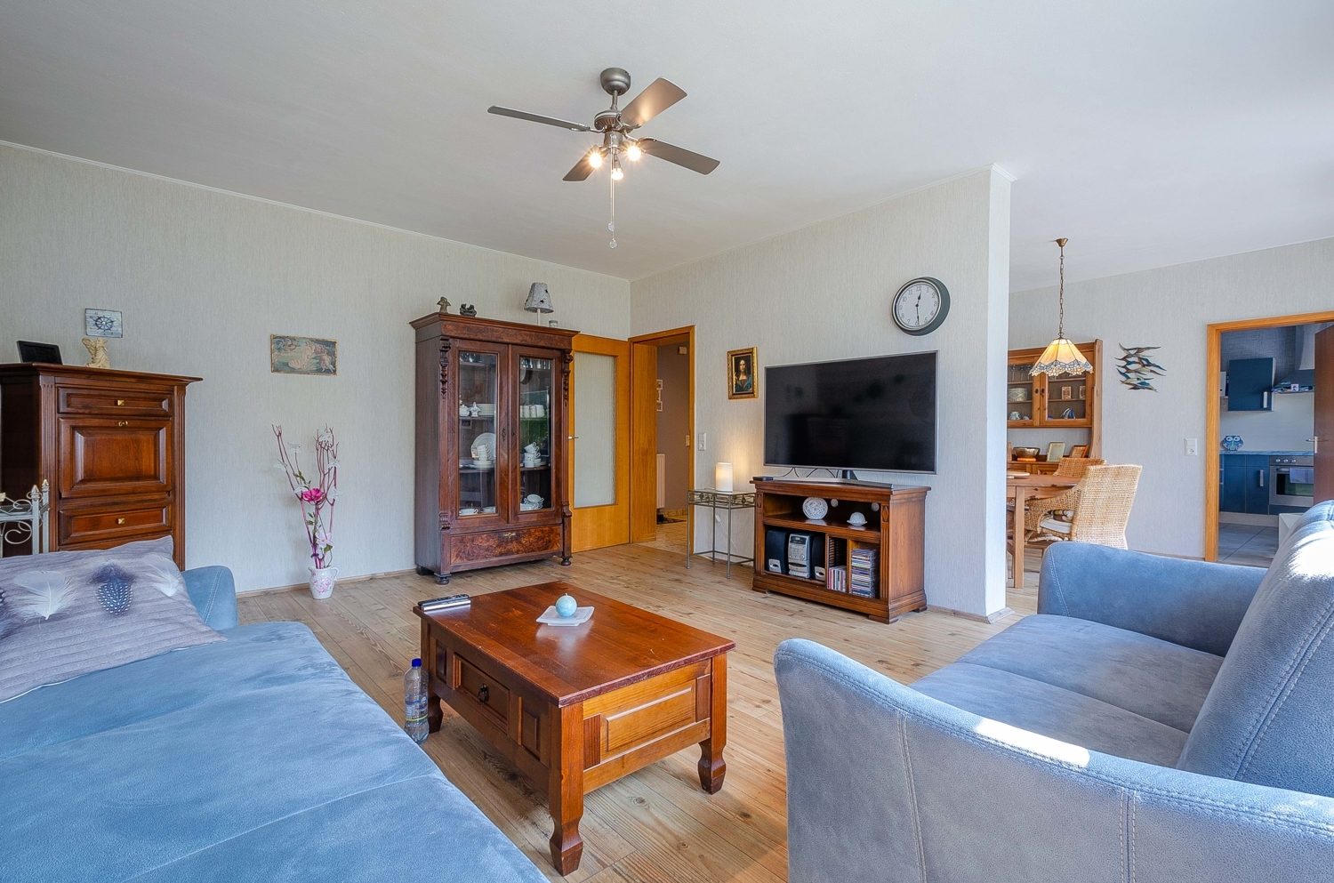 Immobilienangebot - Hamm - Häuser - Provisionsfrei für Käufer: Dreifamilienhaus m. 4 Garagen – ideal für Kapitalanleger und Selbstnutzer