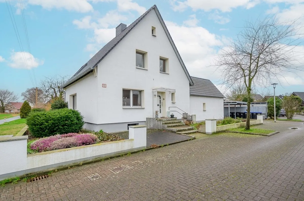 Immobilienangebot - Hamm - Häuser - #Provisionsfrei: Modernisiertes Ein- bis Zweifamilienhaus mit Wintergarten, sowie Garage und Carport