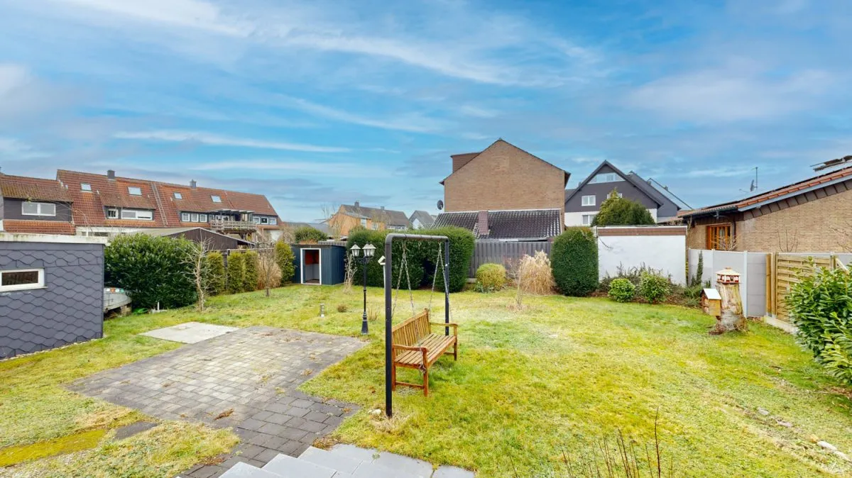 Immobilienangebot - Hamm - Häuser - Provisionsfrei für Käufer: Wohn- und Geschäftshaus mit großem Grundstück in Hamm-Herringen