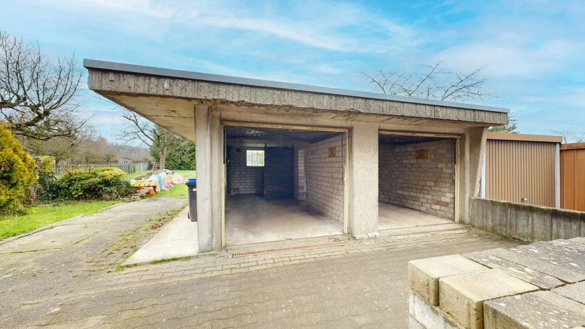 Immobilienangebot - Hamm - Häuser - Provisionsfrei für Käufer: Doppelhaushälfte mit großem Grundstück und 2 Garagen in Hamm-Lohauserholz