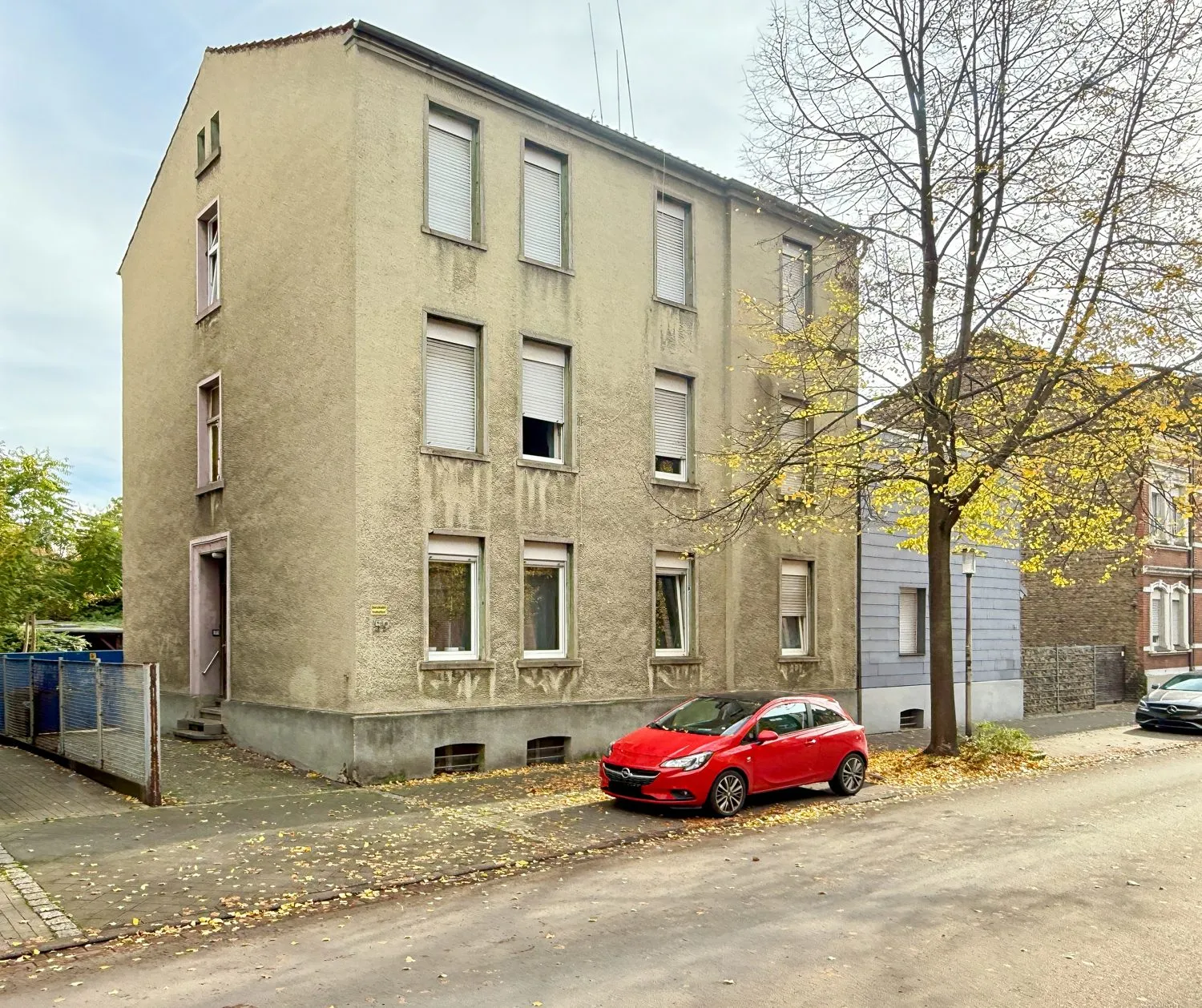 Immobilienangebot - Hamm - Häuser - Provisionsfrei für Käufer: 3-Familienhaus als Sanierungsobjekt mit Nebengebäuden in Hamm Mitte