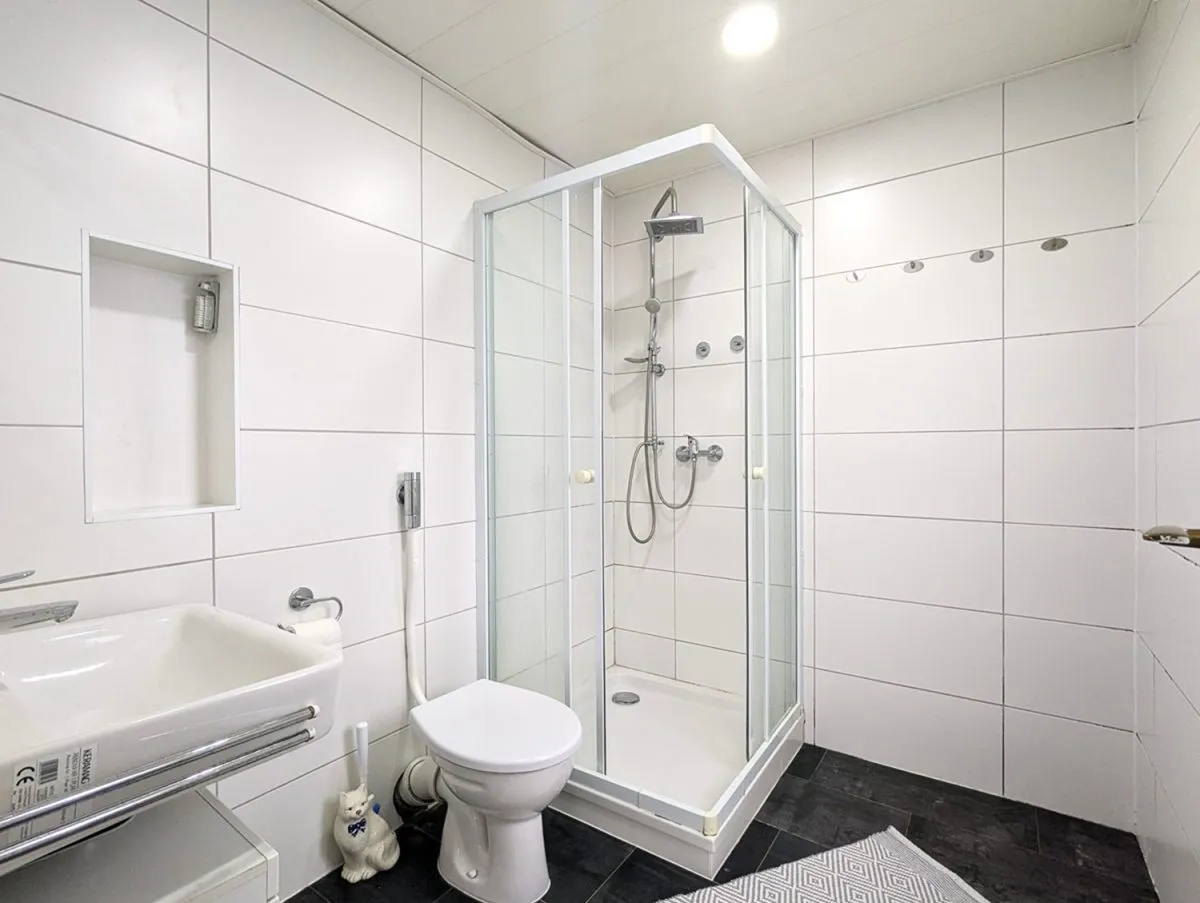 Immobilienangebot - Hamm - Häuser - Provisionsfrei für Käufer: 2-FH mit Einzelgarage und Garten für Selbstnutzer und Kapitalanleger
