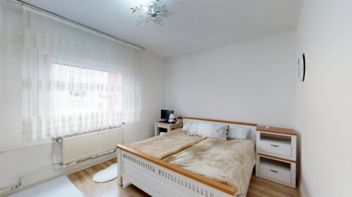 Immobilienangebot - Hamm - Häuser - Provisionsfrei für Käufer: 2-FH mit Einzelgarage und Garten für Selbstnutzer und Kapitalanleger