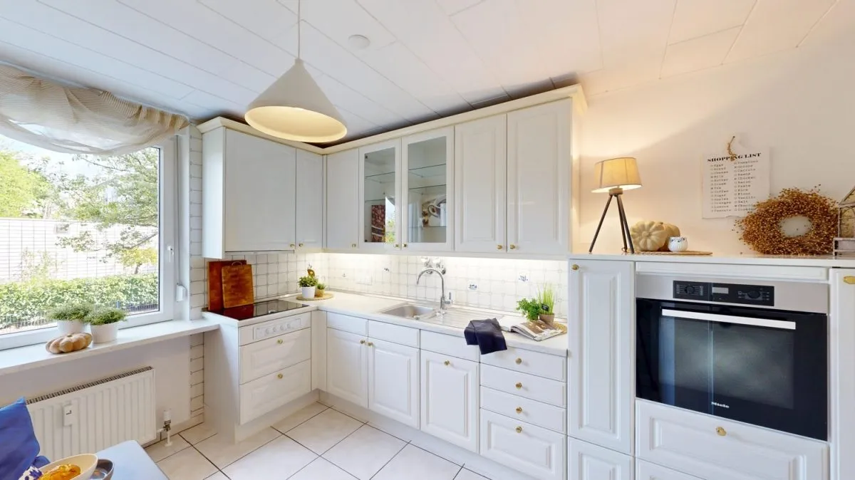 Immobilienangebot - Hamm - Wohnungen - Provisionsfrei für Käufer: 3-Zimmer-Erdgeschoss-Wohnung mit Loggia und Garage in Hamm Heessen