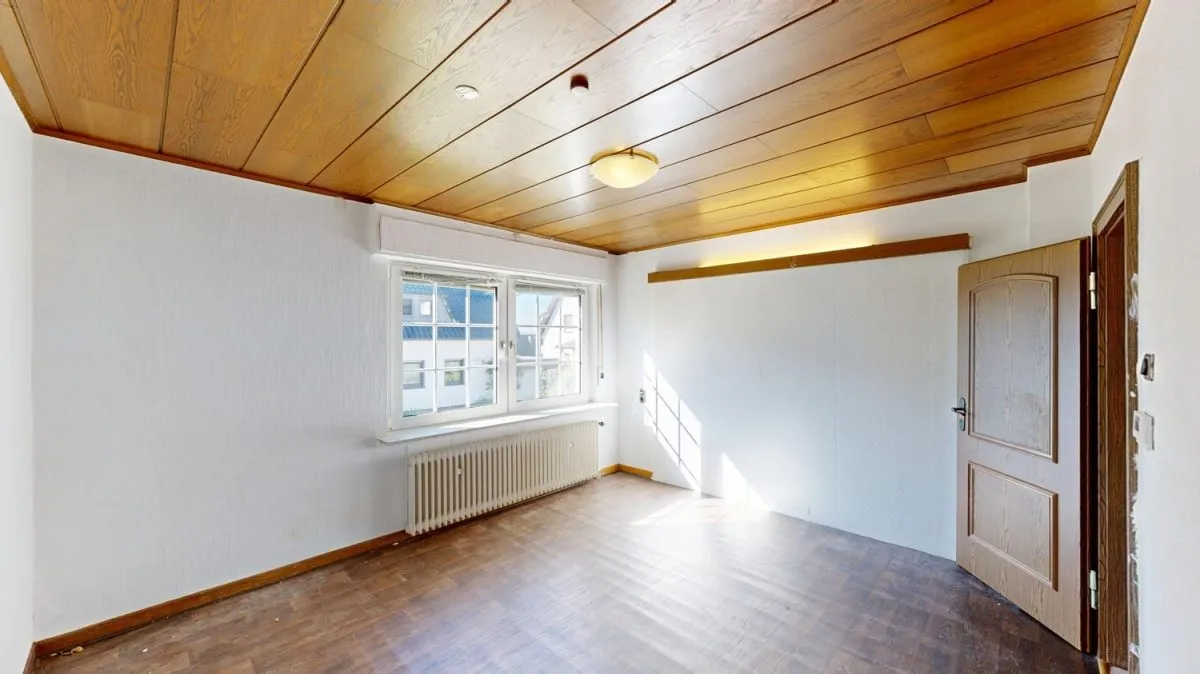 Immobilienangebot - Wickede - Häuser - Provisionsfrei für Käufer: Freistehendes Einfamilienhaus in Wickede mit großem Grundstück