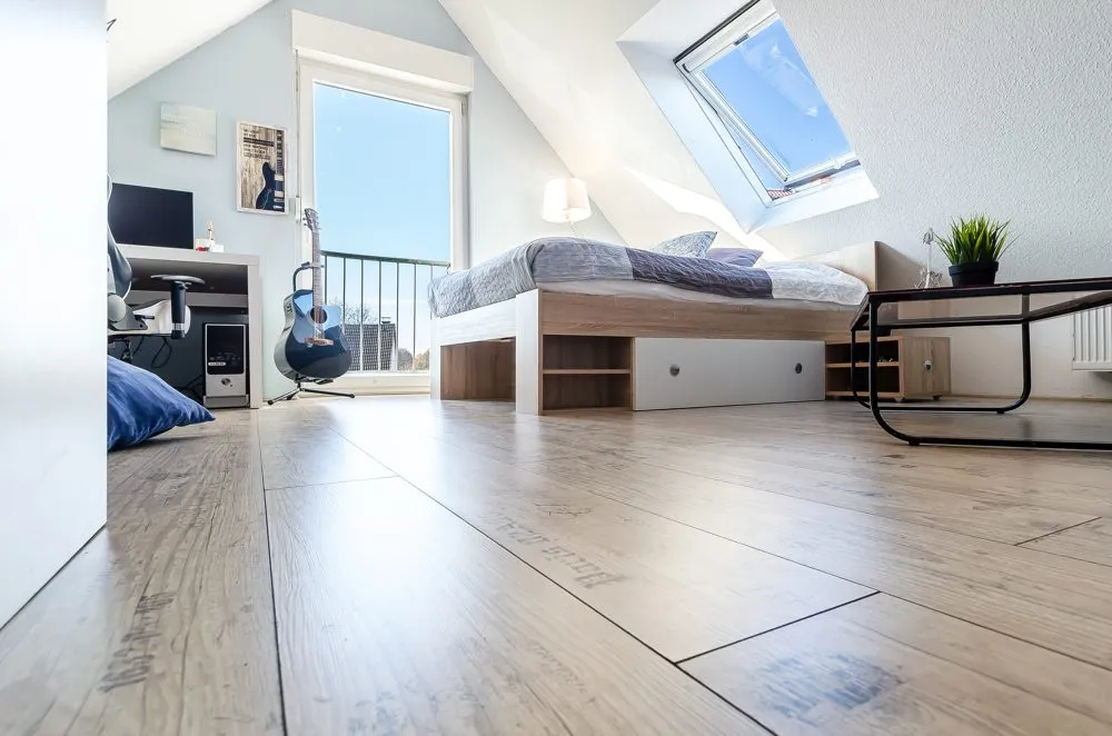 Immobilienangebot - Hamm - Häuser - Eine bunte Palette Zukunft - Modernisiertes Reiheneckhaus in Rhynern