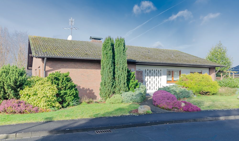 Immobilienangebot - Hamm - Häuser - Jetzt schon an Morgen denken: 136 Quadratmeter Bungalow wartet auf Ihre Ideen