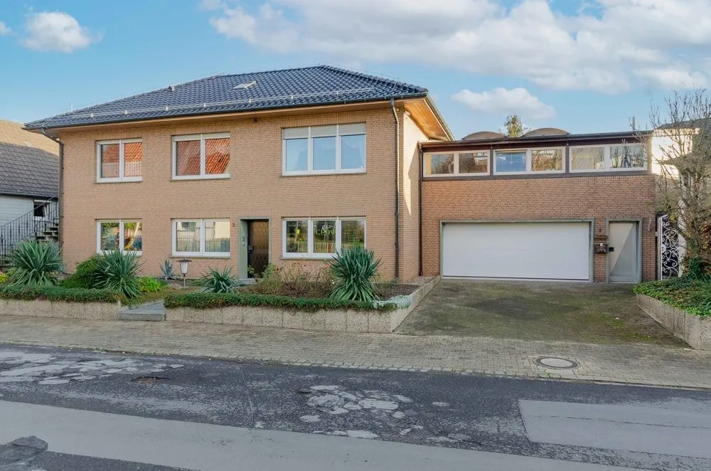 Immobilienangebot - Unna - Häuser - Ideal für die Familie mit 3 Kindern - Großzügiges Einfamilienhaus mit XXL-Doppelgarage in Hemmerde