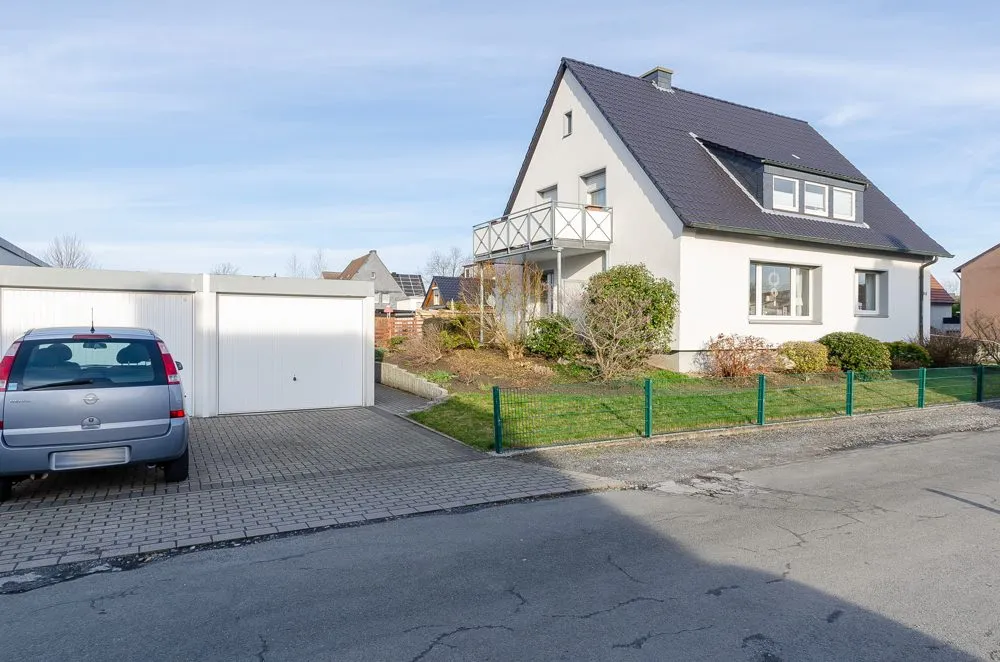 Immobilienangebot - Hamm - Häuser - Modernisiertes Zweifamilienhaus fürs Leben und Investieren mit Zukunft in Hamm-Berge