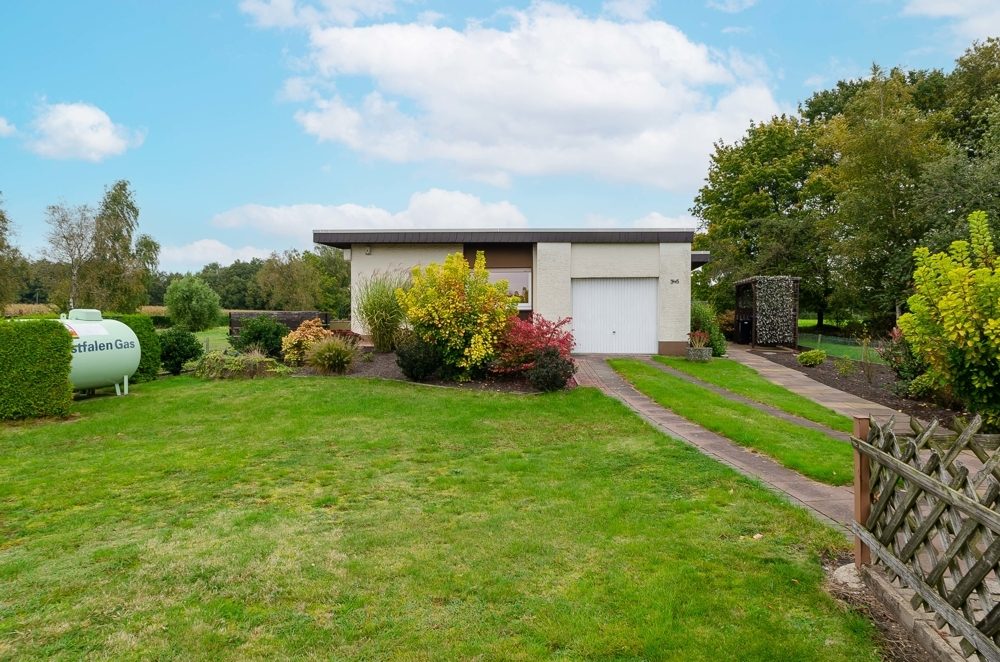 Immobilienangebot - Hamm - Häuser - Mit Glanz und Gloria sanieren! Schönes Einfamilienhaus mit großem Grundstück und Potenzial!